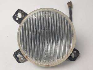 FARO DERECHO 301124037 VOLKSWAGEN GOLF I (171/173) Autodesguaces Alicante