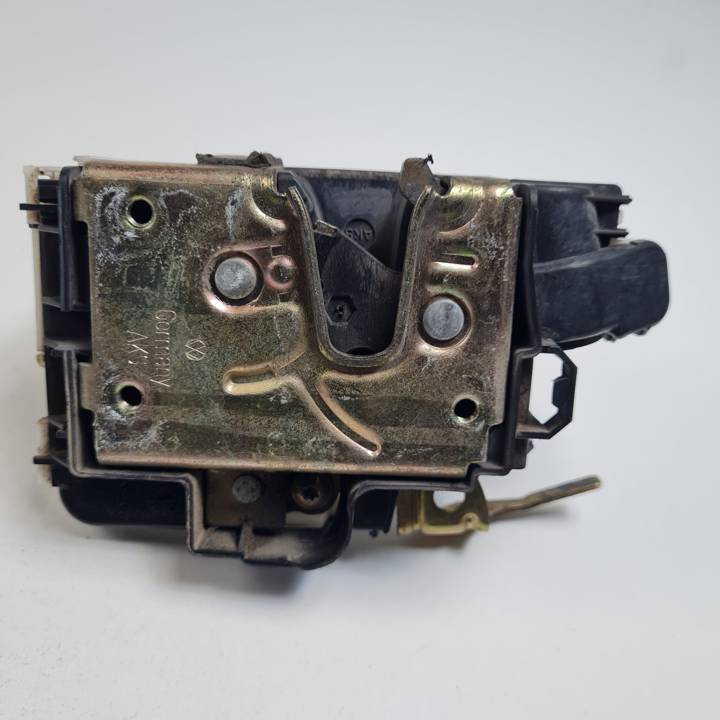 CERRADURA PUERTA DELANTERA DERECHA 6K4837016A SEAT IBIZA (6K) Autodesguaces Alicante