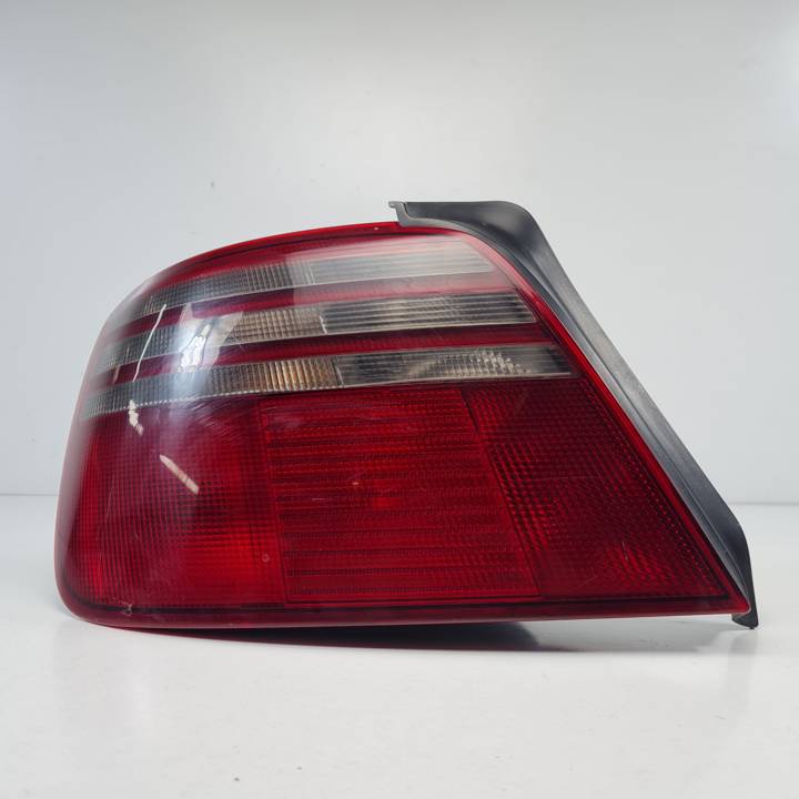 PILOTO TRASERO IZQUIERDO SR131198 HONDA ACCORD BERLINA (CG7-9/CH1-7) Autodesguaces Alicante