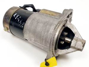 MOTOR ARRANQUE MD332022 MITSUBISHI CARISMA BERLINA 5 (DA0) Autodesguaces Alicante