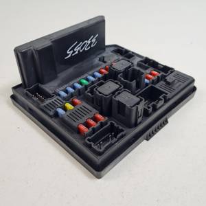 CAJA RELES / FUSIBLES 284B7JD000 NISSAN QASHQAI (J10) Autodesguaces Alicante