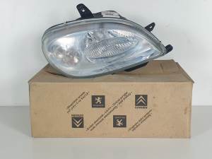FARO DERECHO 9636331680 CITROEN SAXO Autodesguaces Alicante