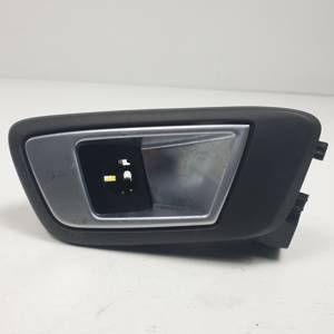 MANETA INTERIOR TRASERA DERECHA 8A61A22600CEW FORD FIESTA (CB1) Autodesguaces Alicante