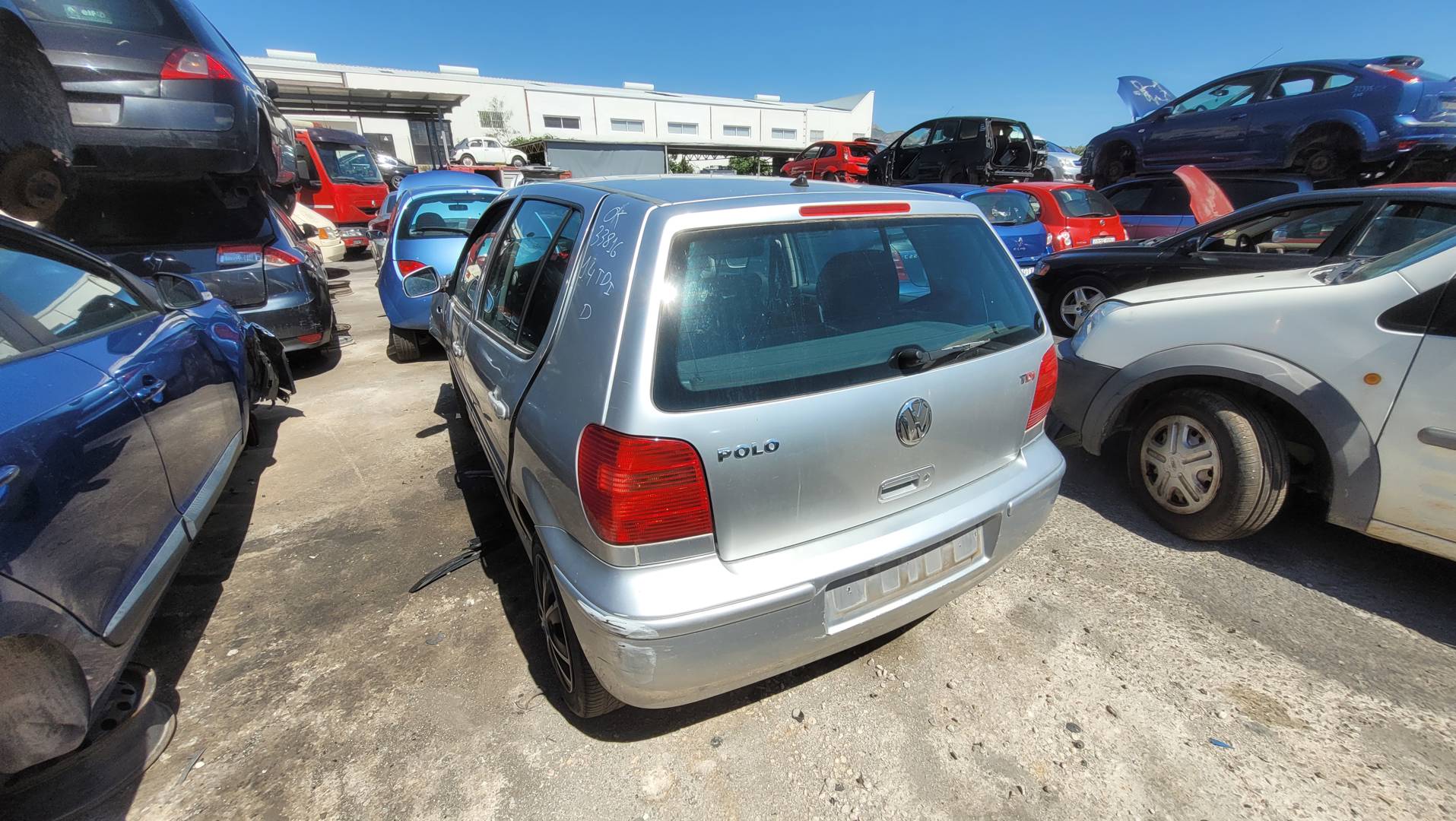 VOLKSWAGEN POLO BERLINA (6N2) (1999 - 2002)