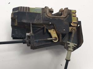 CERRADURA PUERTA DELANTERA DERECHA 90561154 OPEL ASTRA G BERLINA Autodesguaces Alicante