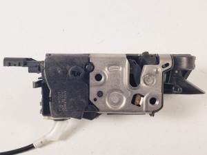 CERRADURA PUERTA DELANTERA DERECHA PSA9135CT PEUGEOT 308 (T7) Autodesguaces Alicante
