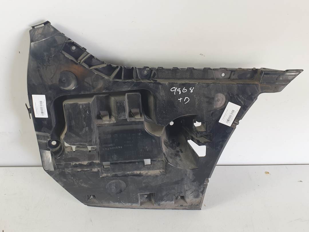 MOLDURAS TRASERAS - 51127184768 - BMW - SERIE 5 LIM. (F10)