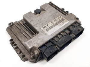 CENTRALITA MOTOR UCE 0281011724 RENAULT ESPACE IV (JK0) Autodesguaces Alicante