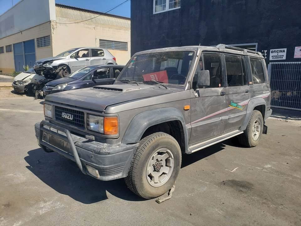 ISUZU TROOPER (1983 - ...)