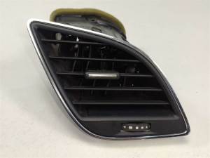 REJILLA AIREADORA 5F1820902 SEAT LEON (5F1) Autodesguaces Alicante