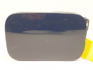 TAPA EXTERIOR COMBUSTIBLE 2105840339 MERCEDES CLASE E (W210) BERLINA Autodesguaces Alicante