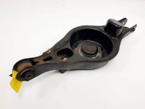 BRAZO SUSPENSION INFERIOR TRASERO IZQUIERDO MAZDA 6 KOMBI (GH) Autodesguaces Alicante