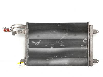 CONDENSADOR / RADIADOR AIRE ACONDICIONADO 1K0820411N VOLKSWAGEN GOLF VI (5K1) Autodesguaces Alicante