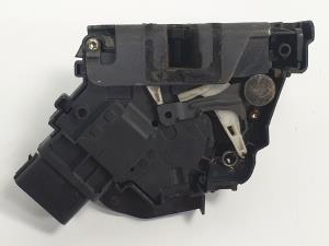 CERRADURA PUERTA DELANTERA IZQUIERDA 3M5AR21813EP FORD FOCUS BERLINA (CAP) Autodesguaces Alicante