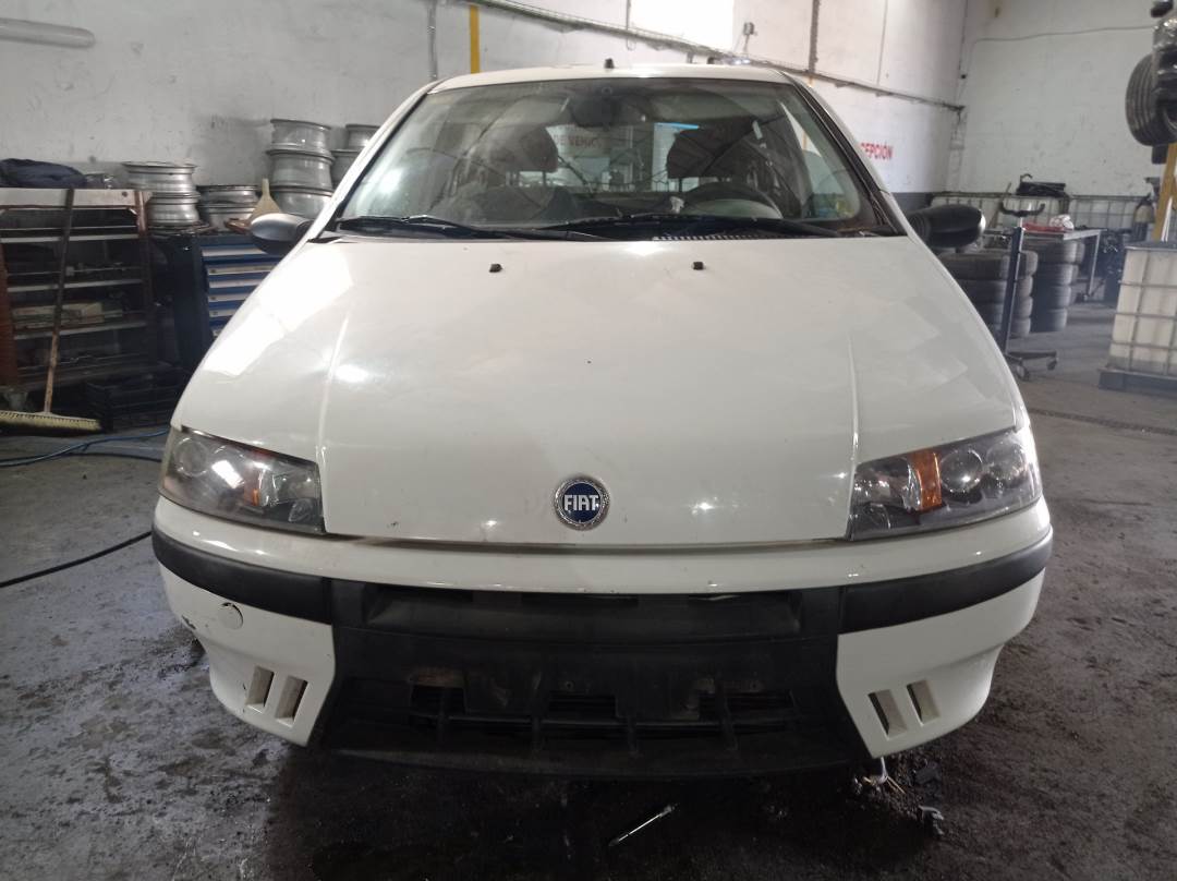 FIAT PUNTO BERLINA (188) (1999 - 2002)