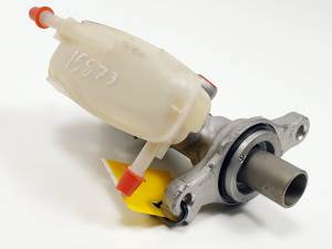 BOMBA FRENO 460910006R RENAULT SCENIC III (JZ) Autodesguaces Alicante