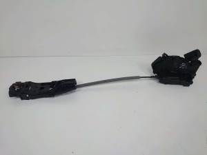 CERRADURA PUERTA TRASERA IZQUIERDA 5TA839015D VOLKSWAGEN T-ROC Autodesguaces Alicante