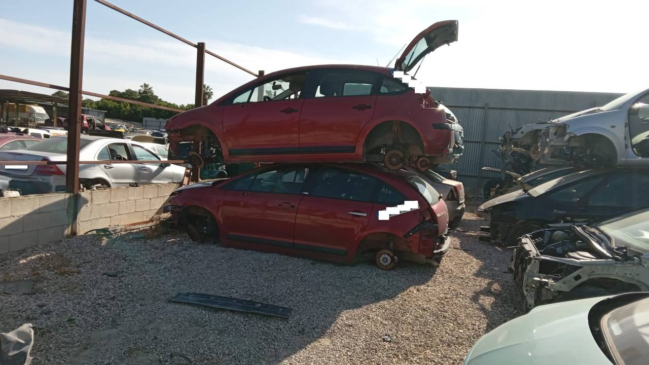 Imagen del vehículo CITROEN C4 BERLINA