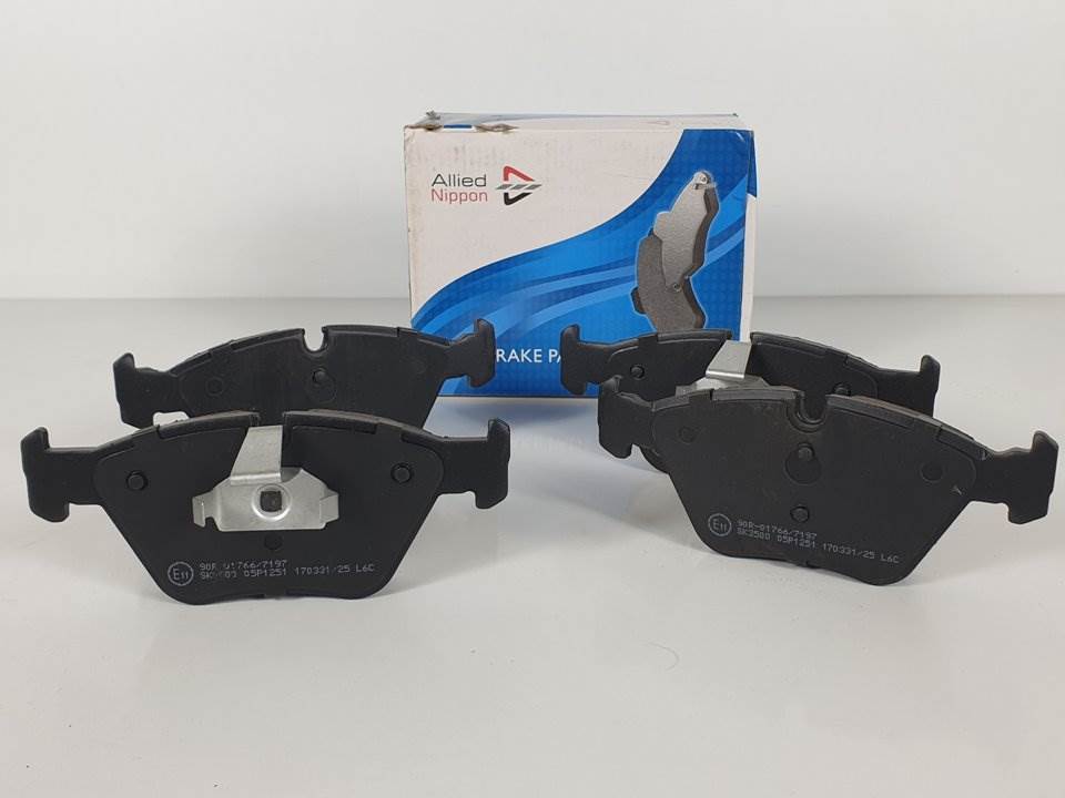PASTILLAS DE FRENO - ADB01744 - BMW - SERIE 3 TOURING (E46)