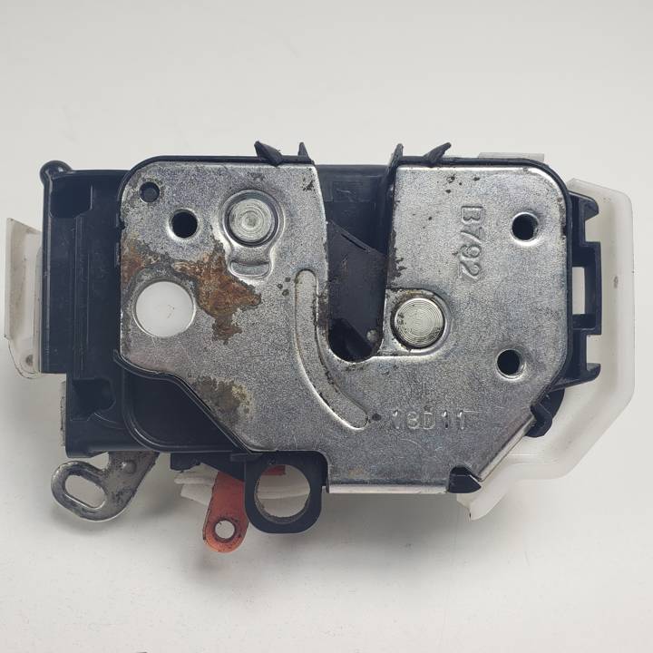 CERRADURA PUERTA DELANTERA DERECHA 1365224080 CITROEN NEMO (VP) Autodesguaces Alicante