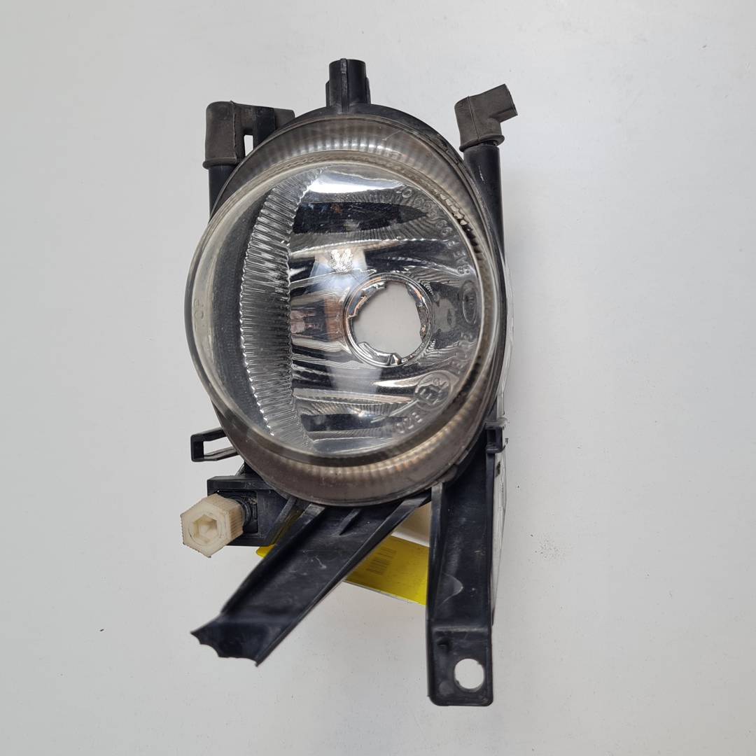 Feu antibrouillard gauche - F9958901 - BMW - SERIE 5 BERLINA (E39)