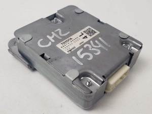 MODULO ELECTRONICO 8657242040 TOYOTA RAV4 Autodesguaces Alicante
