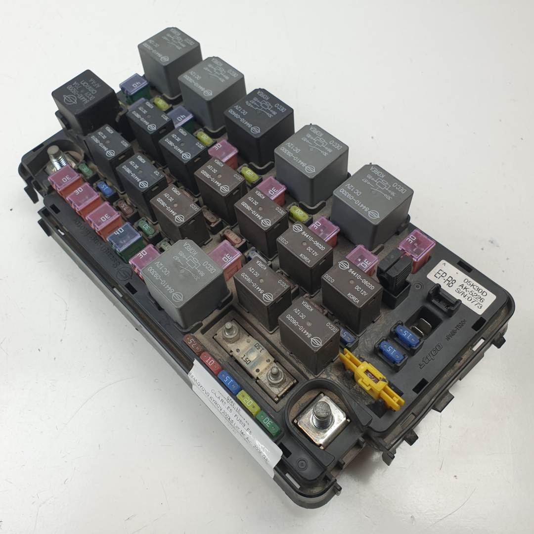 CAJA RELES / FUSIBLES - 05K30D - SSANGYONG - KYRON