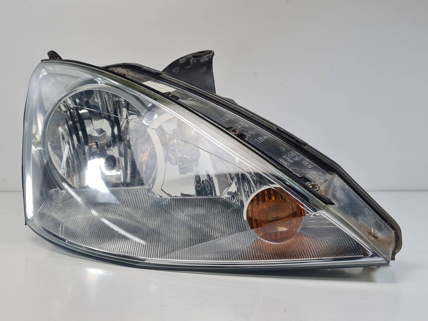 FARO DERECHO - 2M5113W029BD - FORD - FOCUS BERLINA (CAK)