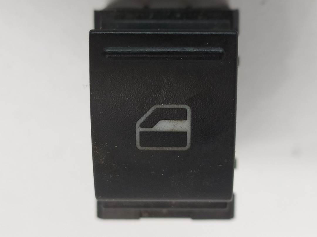MANDO ELEVALUNAS TRASERO DERECHO - 7L6959855B - VOLKSWAGEN - JETTA (1K2)