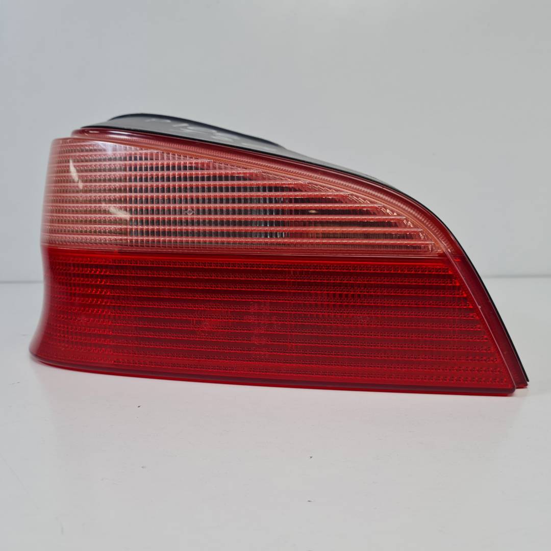 PILOTO TRASERO IZQUIERDO - 2274G - PEUGEOT - 106 (S2)