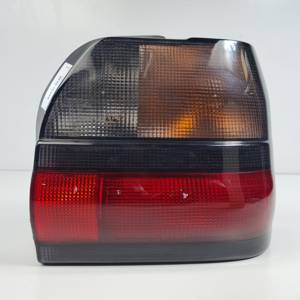 PILOTO TRASERO DERECHO 015511918R RENAULT 19 (B/C/L53) Autodesguaces Alicante