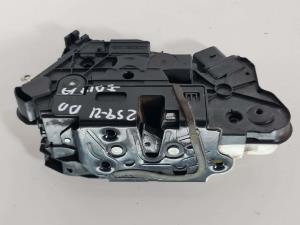 CERRADURA PUERTA DELANTERA DERECHA 5N2837016 SEAT IBIZA ST (6J8) Autodesguaces Alicante
