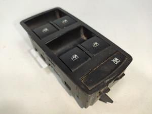MANDO ELEVALUNAS DELANTERO IZQUIERDO 13222224 OPEL INSIGNIA BERLINA Autodesguaces Alicante