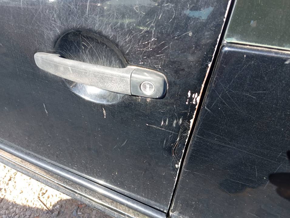 MANETA EXTERIOR DELANTERA IZQUIERDA