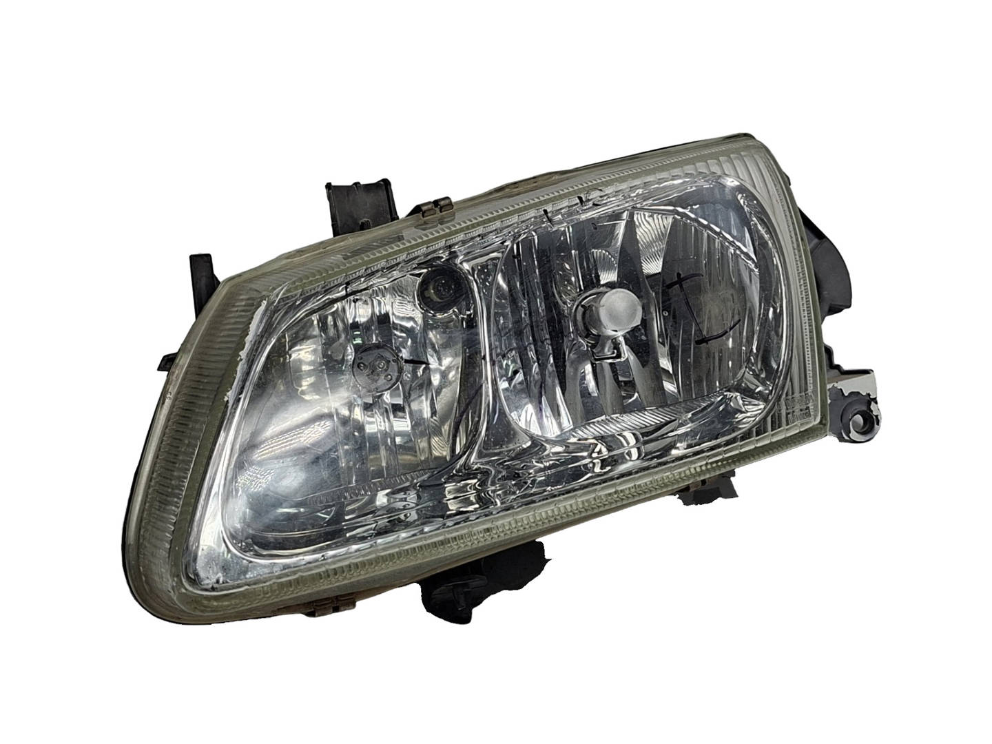 Foto 2 de Faro Izquierdo Nissan Almera (n16/e) (2000–2006)