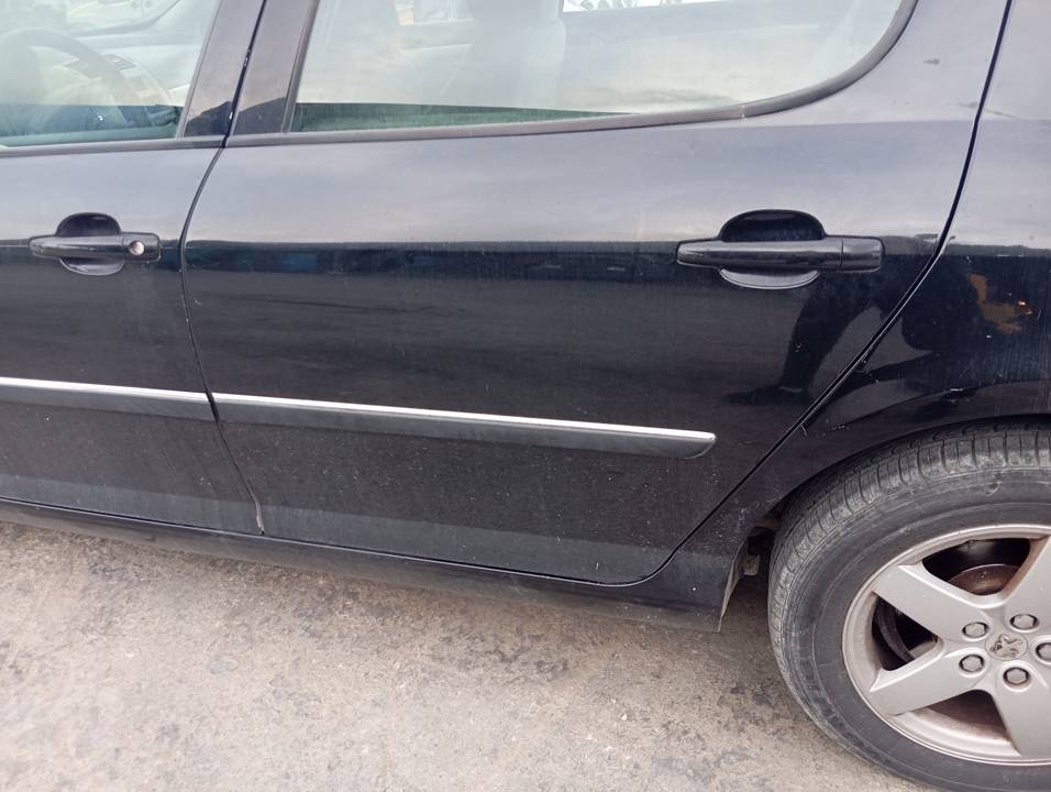 CERRADURA PUERTA TRASERA IZQUIERDA
