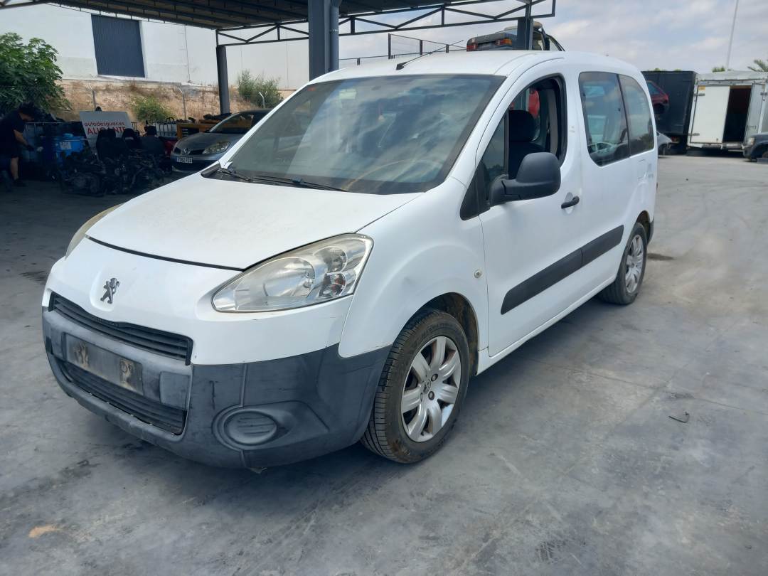 PEUGEOT PARTNER KOMBI (2008 - ...)