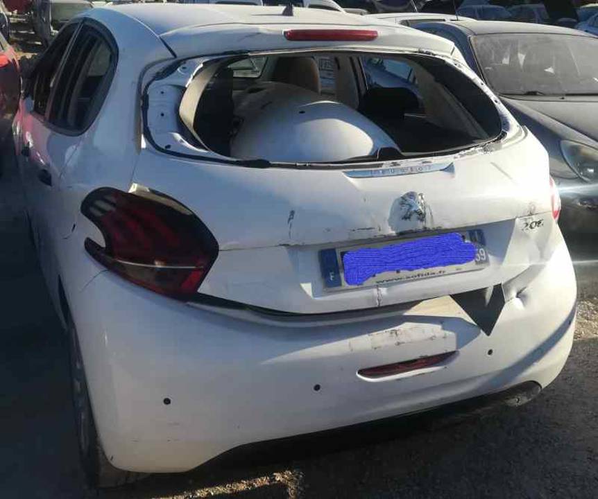 Imagen del vehículo PEUGEOT 208