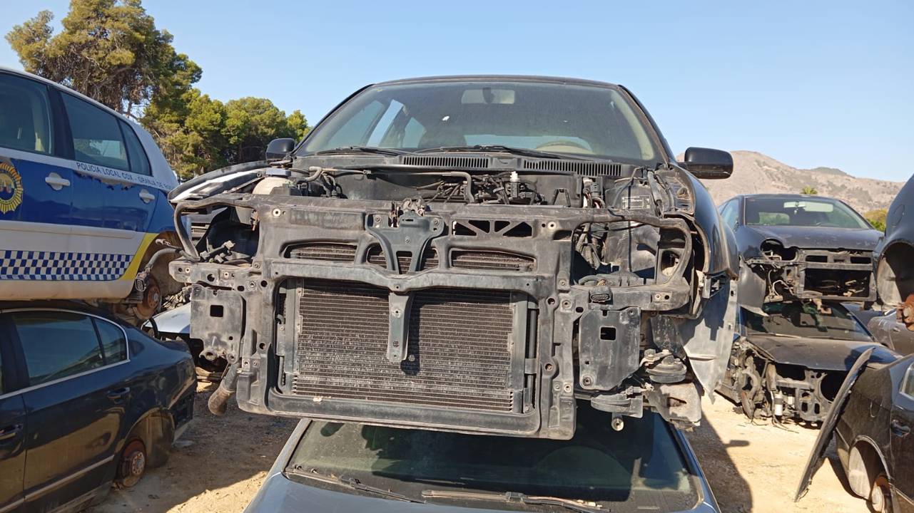PANEL FRONTAL