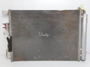 CONDENSADOR / RADIADOR AIRE ACONDICIONADO F200NFFBB0 HYUNDAI TUCSON Autodesguaces Alicante