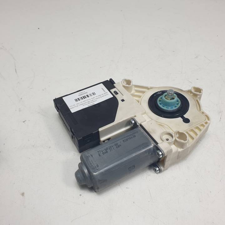 MOTOR ELEVALUNAS DELANTERO IZQUIERDO 5P0837401N SEAT ALTEA XL (5P5) Autodesguaces Alicante