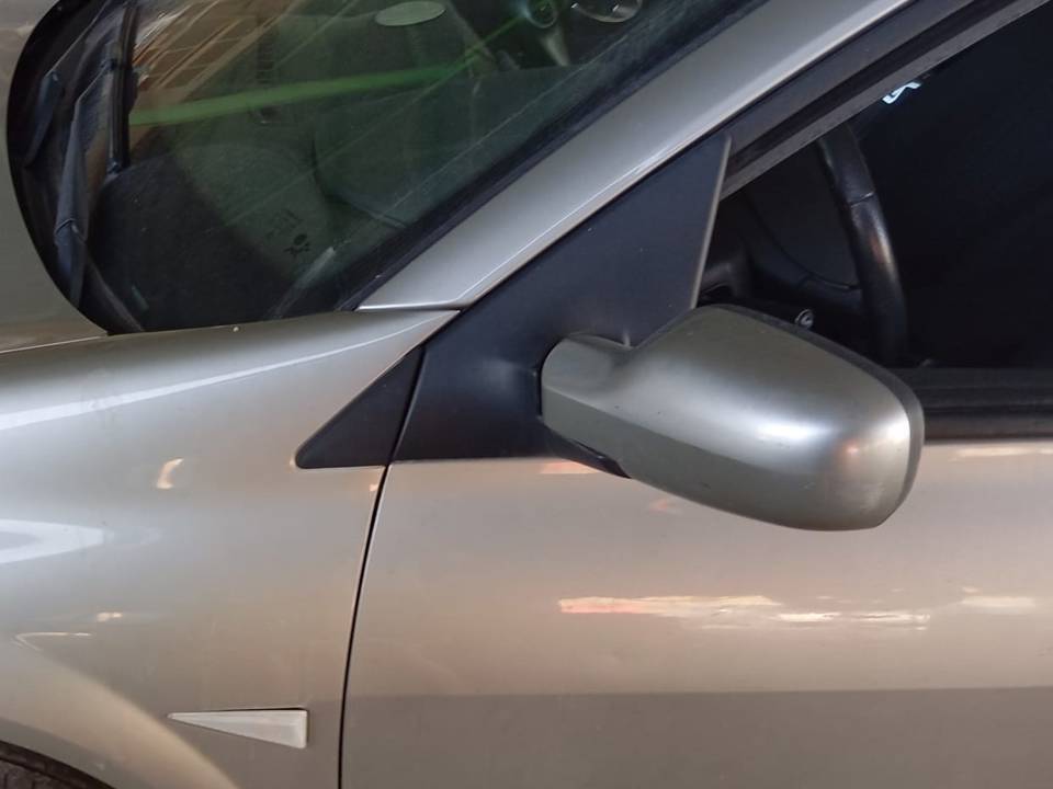 RETROVISOR IZQUIERDO