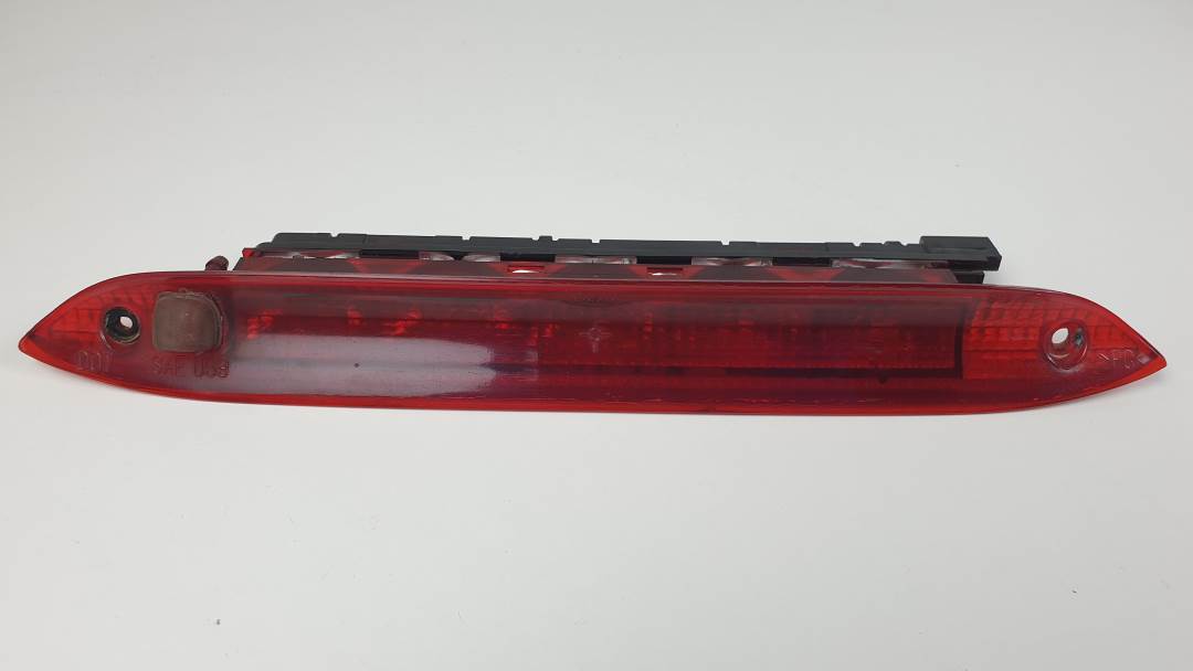 LUZ CENTRAL DE FRENO - 1M5113A613AA - FORD - FOCUS TURNIER (CAK)