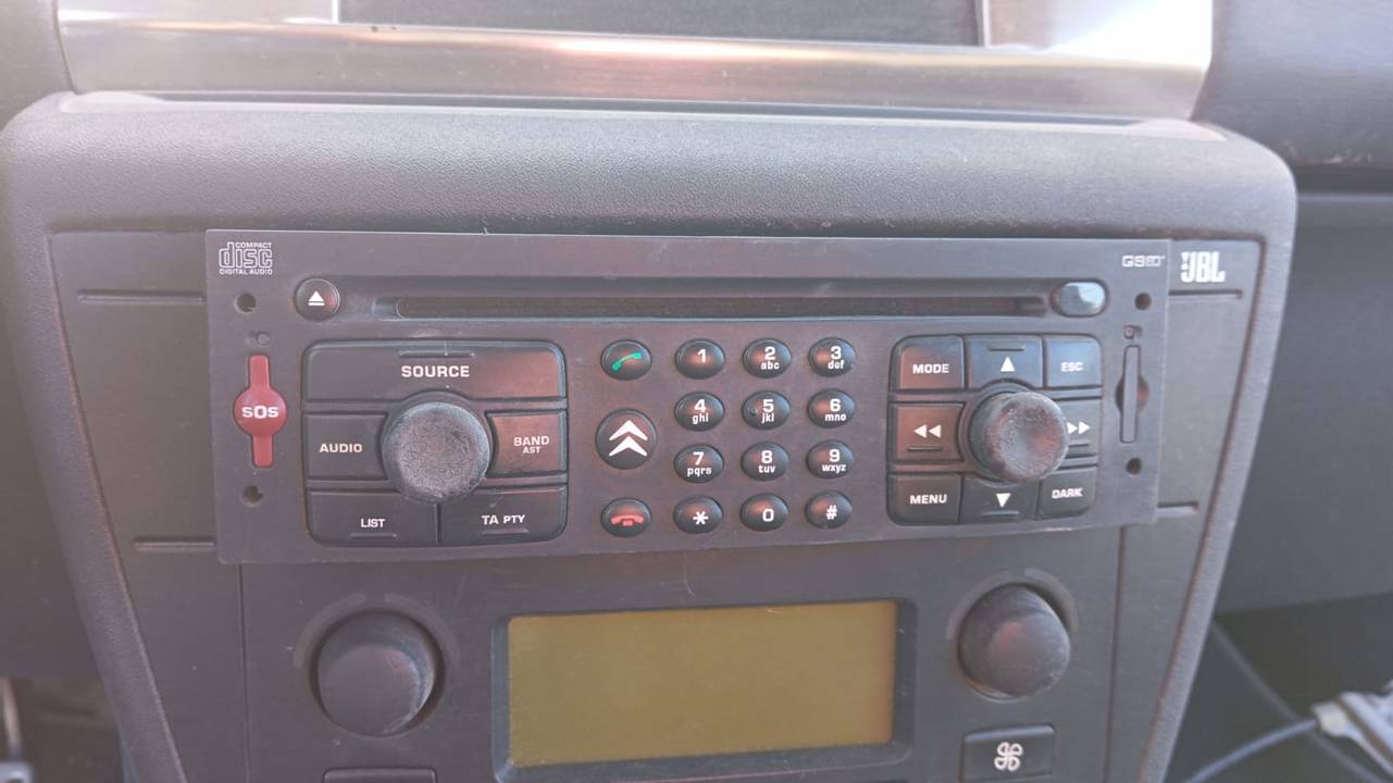 SISTEMA AUDIO / RADIO CD