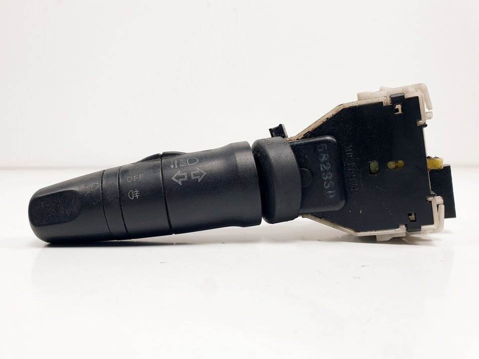MANDO LUCES - 6823SD - NISSAN - CABSTAR ->09.06