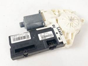 MOTOR ELEVALUNAS DELANTERO DERECHO 503621030302 RENAULT LAGUNA GRANDTOUR III Autodesguaces Alicante