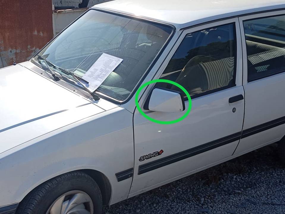 RETROVISOR IZQUIERDO
