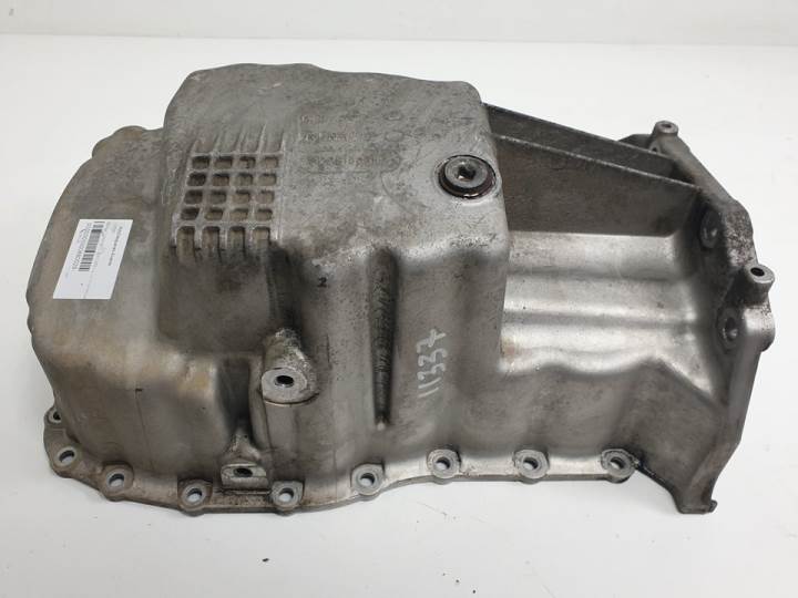 CARTER 8200188389 RENAULT MEGANE II CLASSIC BERLINA Autodesguaces Alicante