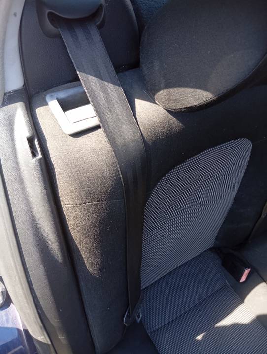 CINTURON SEGURIDAD TRASERO DERECHO