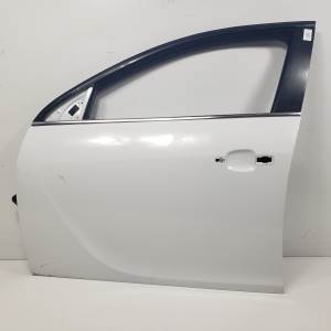 PUERTA DELANTERA IZQUIERDA OPEL INSIGNIA BERLINA Autodesguaces Alicante